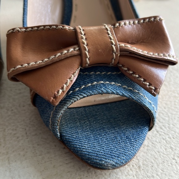 Prada - Picture 2 of 8